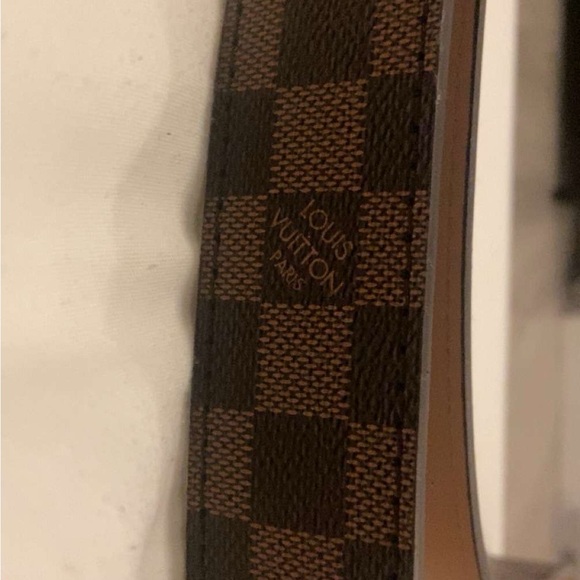 LV belt (AUTHENTIC) - Picture 5 of 13